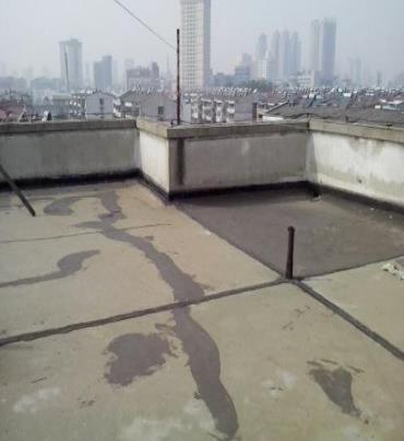 阳泉市漏水维修 楼顶漏水是什么原因，楼顶漏水维修方法是什么?