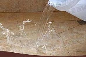阳泉市漏水维修 免砸砖防水材料该如何施工